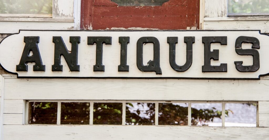 Solder Pot Metal Signs for Antique Shop Displays 